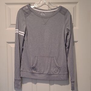 SO Junior’s Gray Long Sleeve Sweatshirt with Pocket (size M)